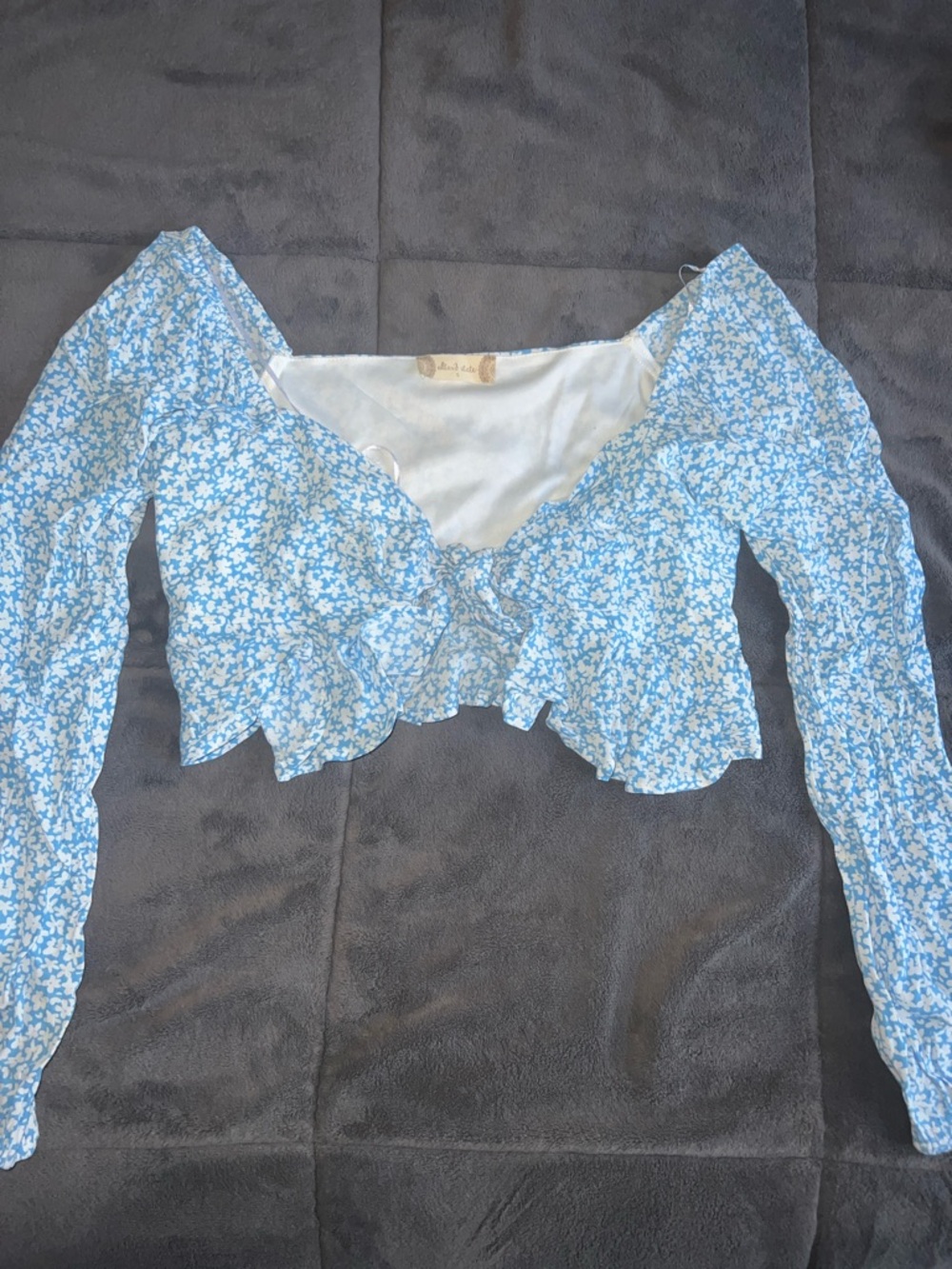 Altar'd State Light Blue Floral Tie-Front Crop Top